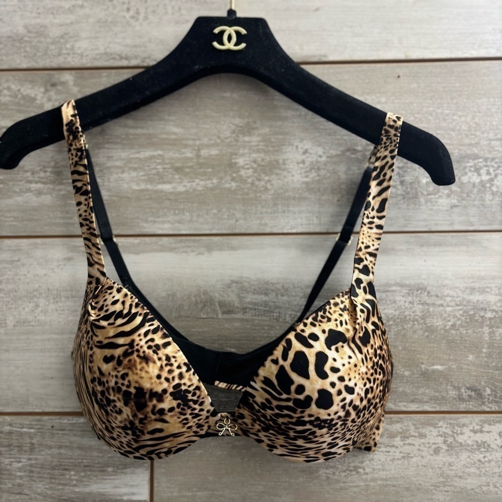 Victoria’s Secret Nylon Leopard Print Push up Plunge Bra
